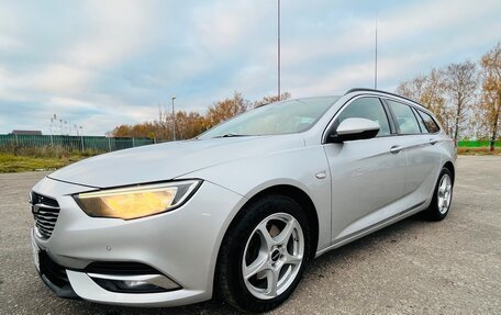 Opel Insignia II рестайлинг, 2017 год, 1 890 000 рублей, 2 фотография