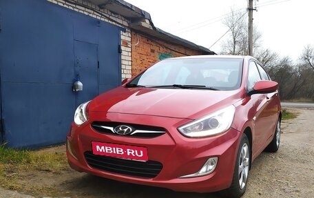 Hyundai Solaris II рестайлинг, 2013 год, 849 000 рублей, 1 фотография