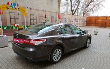 Toyota Camry, 2021 год, 3 650 000 рублей, 9 фотография