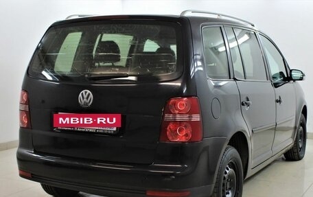 Volkswagen Touran III, 2007 год, 725 000 рублей, 4 фотография