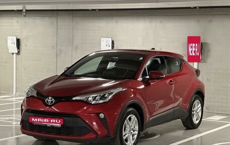 Toyota C-HR I рестайлинг, 2022 год, 3 150 000 рублей, 4 фотография