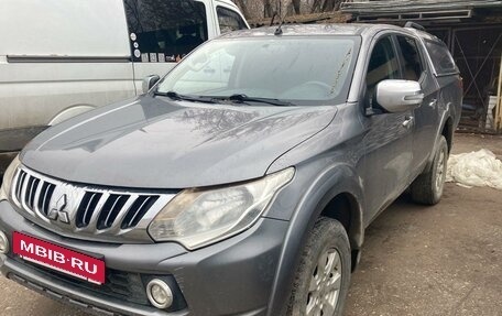 Mitsubishi L200 IV рестайлинг, 2015 год, 1 500 000 рублей, 2 фотография