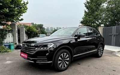 Volkswagen Touareg III, 2021 год, 5 600 000 рублей, 1 фотография