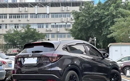 Honda Vezel, 2021 год, 1 520 009 рублей, 3 фотография