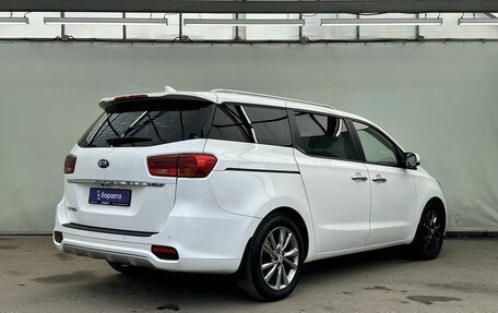 KIA Carnival III, 2018 год, 2 930 000 рублей, 4 фотография