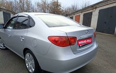 Hyundai Elantra IV, 2011 год, 855 000 рублей, 2 фотография