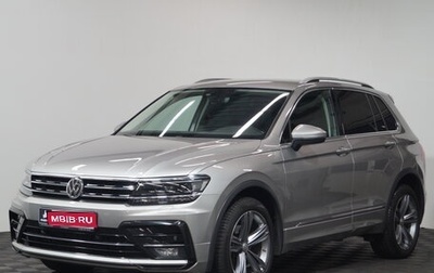 Volkswagen Tiguan II, 2018 год, 2 615 000 рублей, 1 фотография