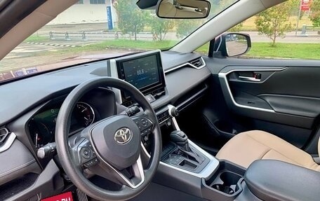 Toyota RAV4, 2020 год, 2 420 009 рублей, 11 фотография