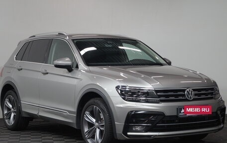 Volkswagen Tiguan II, 2018 год, 2 615 000 рублей, 3 фотография