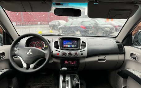 Mitsubishi L200 IV рестайлинг, 2012 год, 1 400 000 рублей, 3 фотография