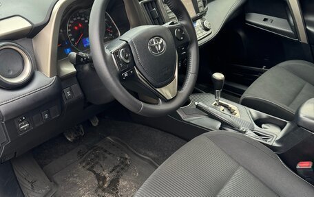 Toyota RAV4, 2013 год, 1 850 000 рублей, 10 фотография