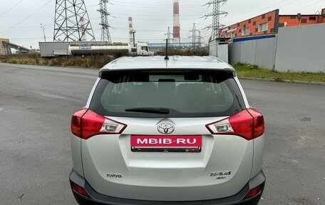 Toyota RAV4, 2013 год, 1 850 000 рублей, 6 фотография