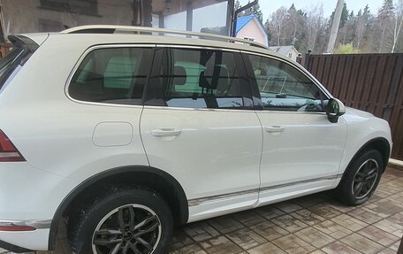 Volkswagen Touareg III, 2016 год, 3 780 000 рублей, 4 фотография