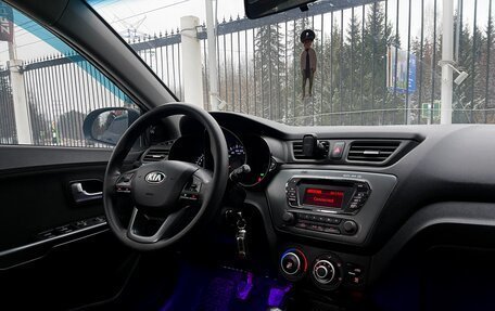 KIA Rio III рестайлинг, 2013 год, 999 000 рублей, 9 фотография