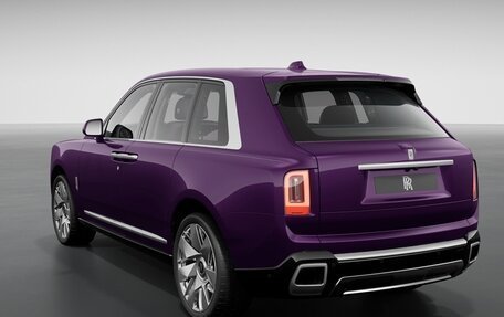 Rolls-Royce Cullinan, 2024 год, 94 000 000 рублей, 3 фотография