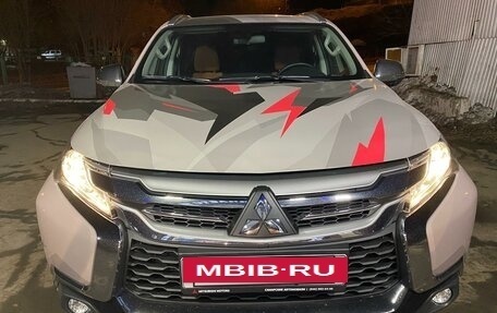 Mitsubishi Pajero Sport III рестайлинг, 2020 год, 4 500 000 рублей, 7 фотография