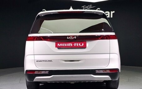 KIA Carnival, 2021 год, 3 250 000 рублей, 3 фотография