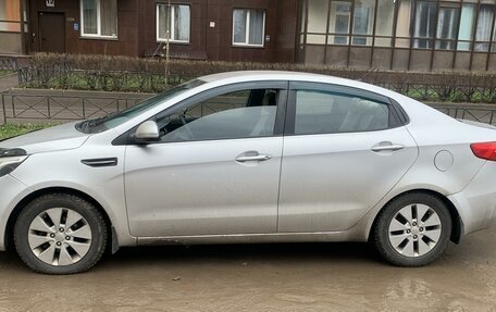 KIA Rio III рестайлинг, 2011 год, 600 000 рублей, 3 фотография