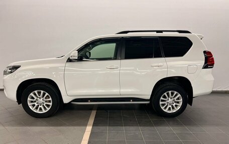 Toyota Land Cruiser Prado 150 рестайлинг 2, 2018 год, 5 099 000 рублей, 2 фотография