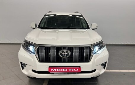 Toyota Land Cruiser Prado 150 рестайлинг 2, 2018 год, 5 099 000 рублей, 8 фотография