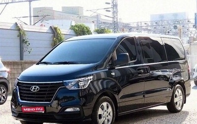 Hyundai Grand Starex Grand Starex I рестайлинг 2, 2021 год, 2 750 000 рублей, 1 фотография