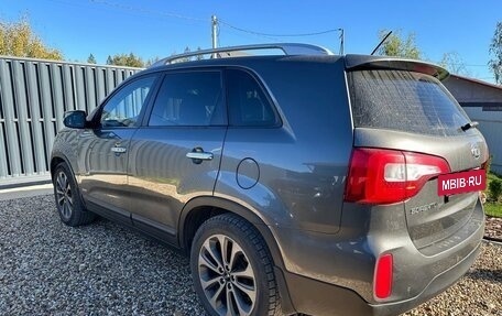 KIA Sorento II рестайлинг, 2013 год, 1 950 000 рублей, 2 фотография