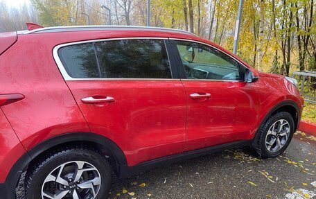 KIA Sportage IV рестайлинг, 2020 год, 2 630 000 рублей, 4 фотография