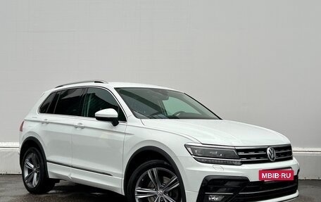 Volkswagen Tiguan II, 2019 год, 4 197 800 рублей, 3 фотография