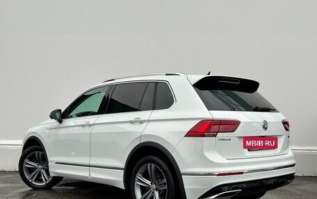 Volkswagen Tiguan II, 2019 год, 4 197 800 рублей, 4 фотография