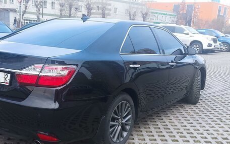 Toyota Camry, 2017 год, 2 680 000 рублей, 10 фотография