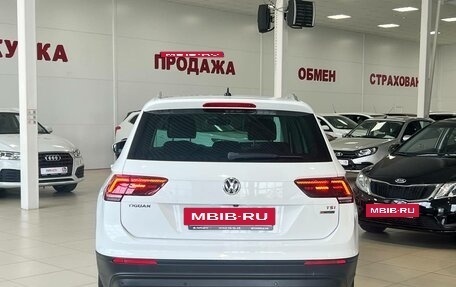 Volkswagen Tiguan II, 2017 год, 2 620 000 рублей, 4 фотография