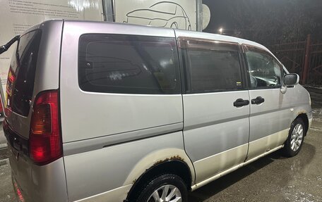 Nissan Serena II, 2000 год, 480 000 рублей, 3 фотография