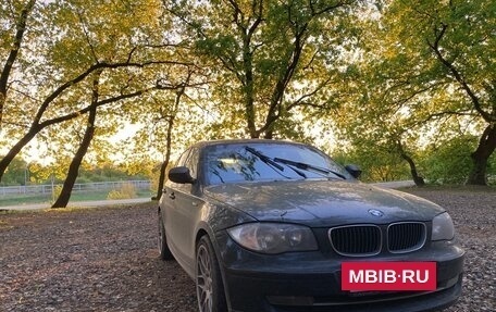 BMW 1 серия, 2010 год, 1 000 000 рублей, 8 фотография