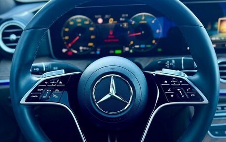 Mercedes-Benz E-Класс, 2023 год, 7 850 000 рублей, 23 фотография