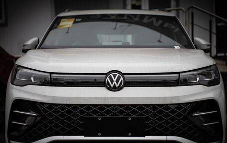 Volkswagen Tiguan, 2024 год, 6 400 000 рублей, 4 фотография