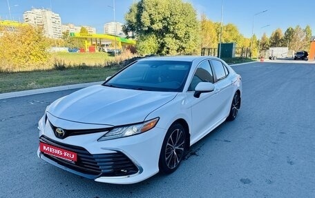 Toyota Camry, 2020 год, 3 387 500 рублей, 2 фотография