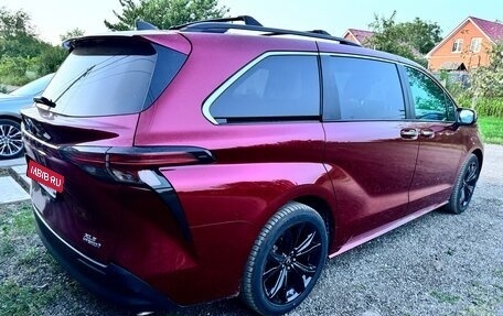 Toyota Sienna, 2021 год, 4 990 000 рублей, 4 фотография