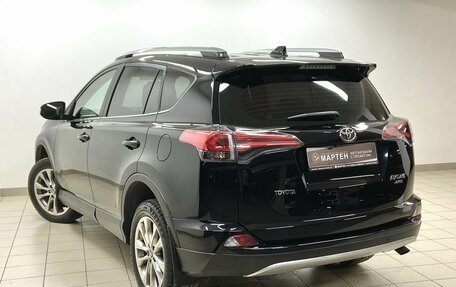 Toyota RAV4, 2017 год, 2 990 000 рублей, 6 фотография