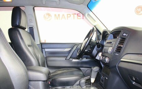 Mitsubishi Pajero IV, 2012 год, 2 145 000 рублей, 10 фотография