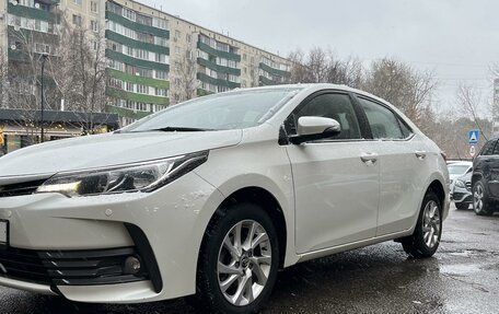 Toyota Corolla, 2018 год, 1 910 000 рублей, 3 фотография