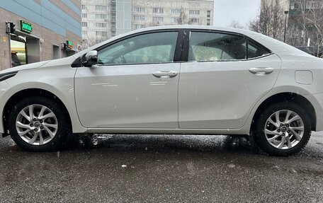 Toyota Corolla, 2018 год, 1 910 000 рублей, 4 фотография