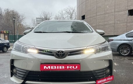 Toyota Corolla, 2018 год, 1 910 000 рублей, 2 фотография