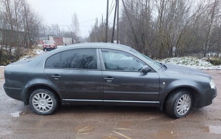 Skoda Superb III рестайлинг, 2005 год, 585 000 рублей, 1 фотография