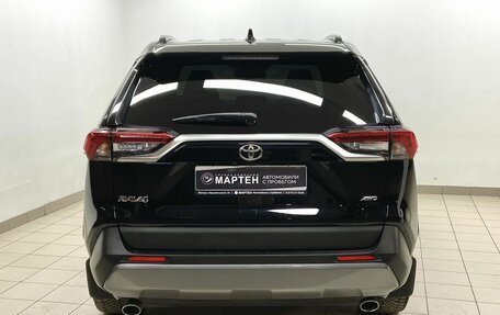 Toyota RAV4, 2022 год, 4 236 000 рублей, 5 фотография