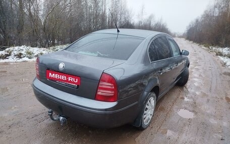 Skoda Superb III рестайлинг, 2005 год, 585 000 рублей, 3 фотография