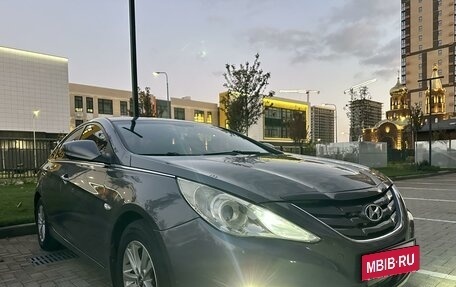 Hyundai Sonata VI, 2011 год, 1 500 000 рублей, 13 фотография