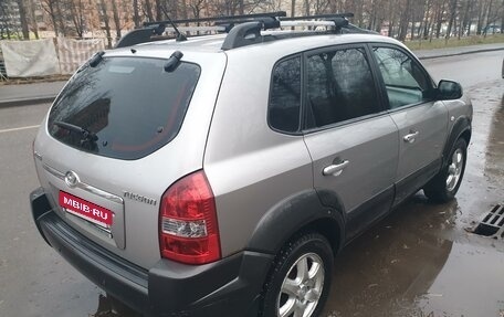 Hyundai Tucson III, 2005 год, 805 000 рублей, 3 фотография