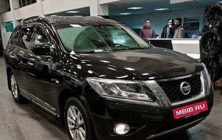 Nissan Pathfinder, 2014 год, 1 790 000 рублей, 2 фотография