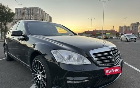 Mercedes-Benz S-Класс, 2009 год, 1 500 000 рублей, 2 фотография