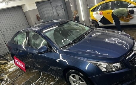 Chevrolet Cruze II, 2011 год, 820 000 рублей, 1 фотография